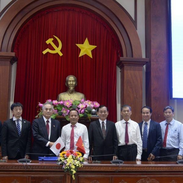 HỢP TÁC VỚI BÊN NHẬT