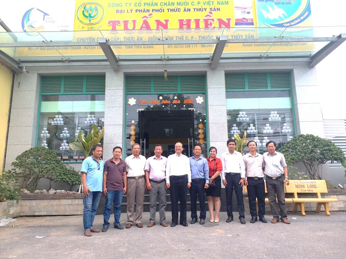 TS. Nhà giáo ưu tú, Trần Thanh Đức (nguyên Phó Chủ tịch UBND tỉnh), chủ tịch Hiệp hội Doanh nghiệp tỉnh Tiền Giang thăm và làm việc tại công ty Tuấn Hiền